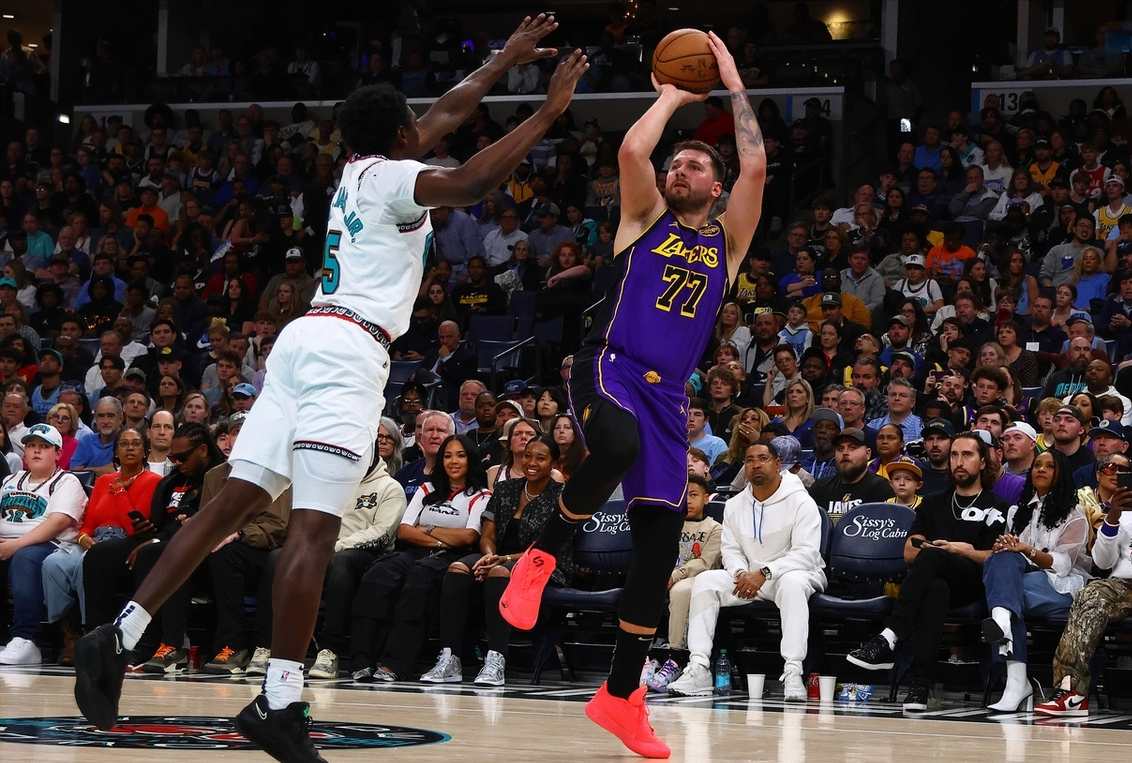 HTH,华体会关于杜兰特在TL比赛中战术调整，战术调整引发热议！的信息