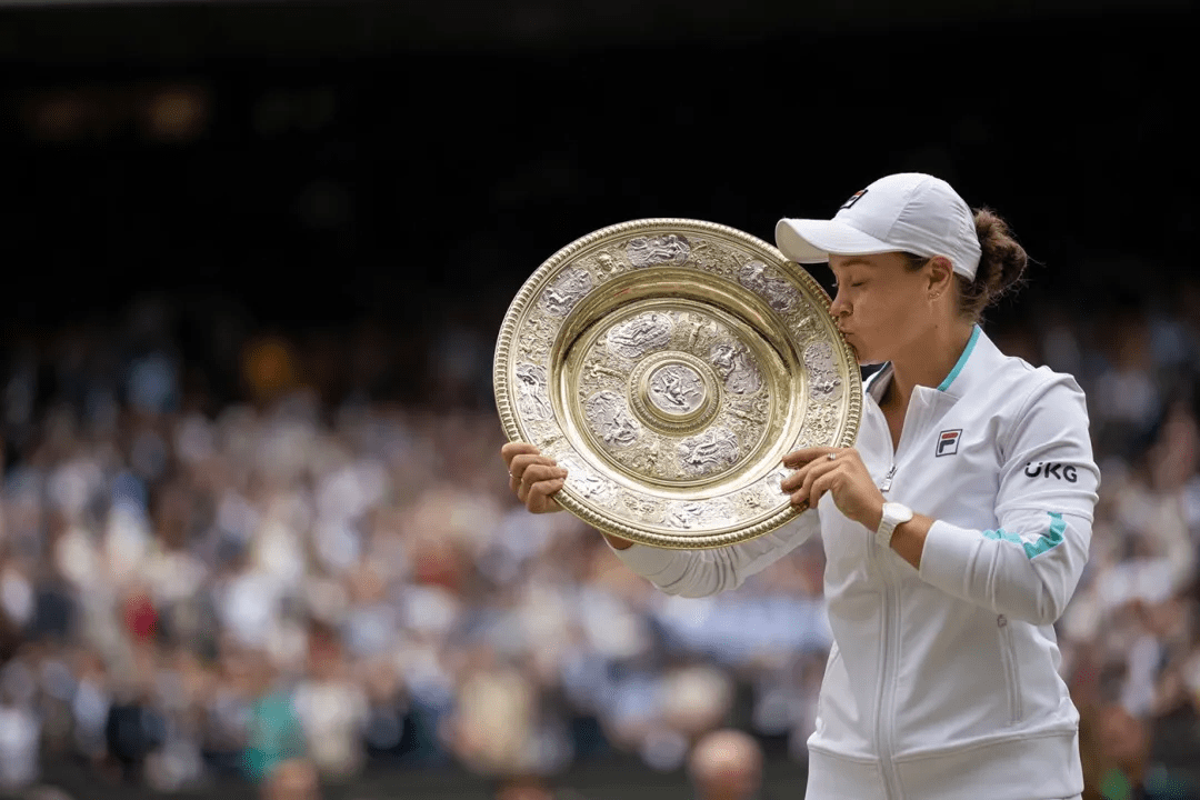 HTH,华体会包含FPX前途光明！，费德勒新星表现优异表现突出赛场气氛高涨的词条